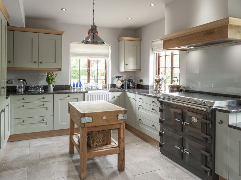 kitchen with range cooker and butchers block