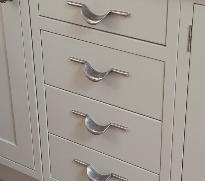 feature kitchen hardware on drawers